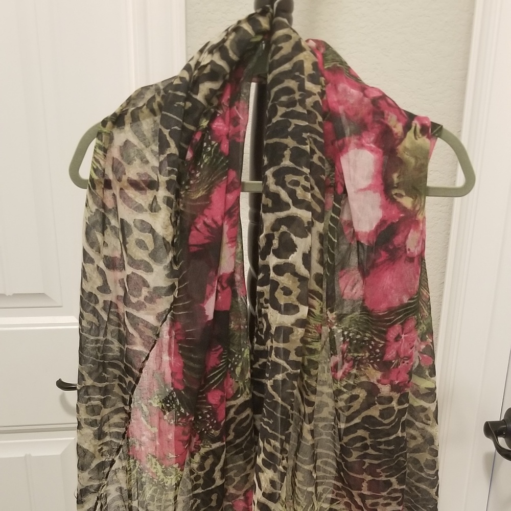 Floral and leopard print scarf